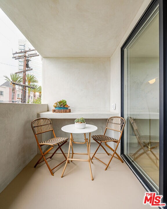 Building Photo - 12425 Texas Ave