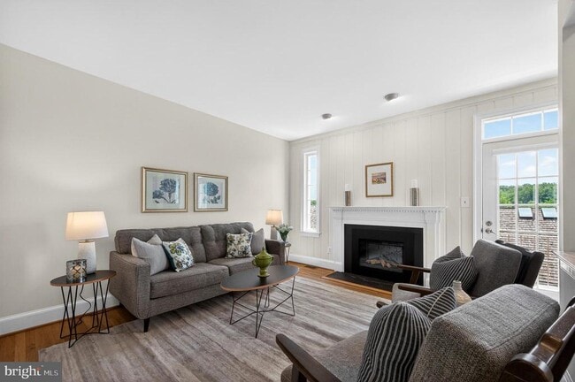Building Photo - 8016 Quarry Ridge Way