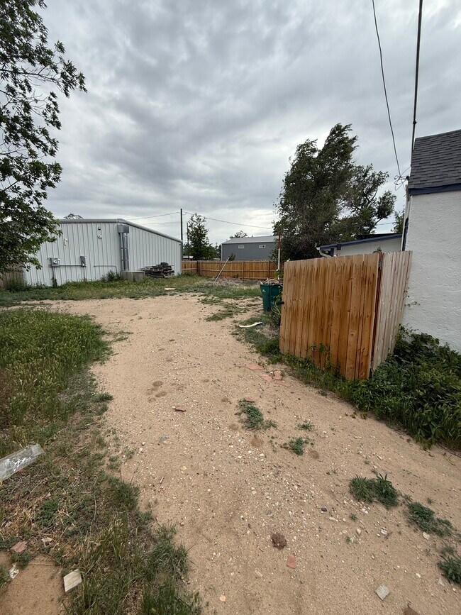 Building Photo - 1226 Pleasant Acres Dr