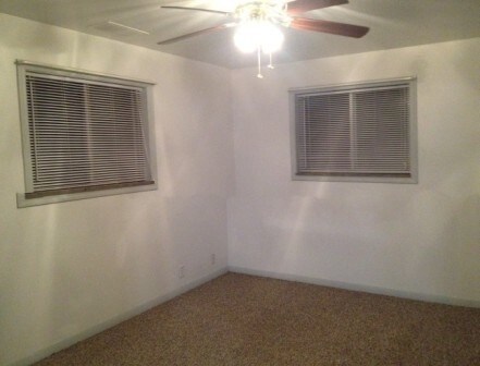 Building Photo - 426 N 14th St