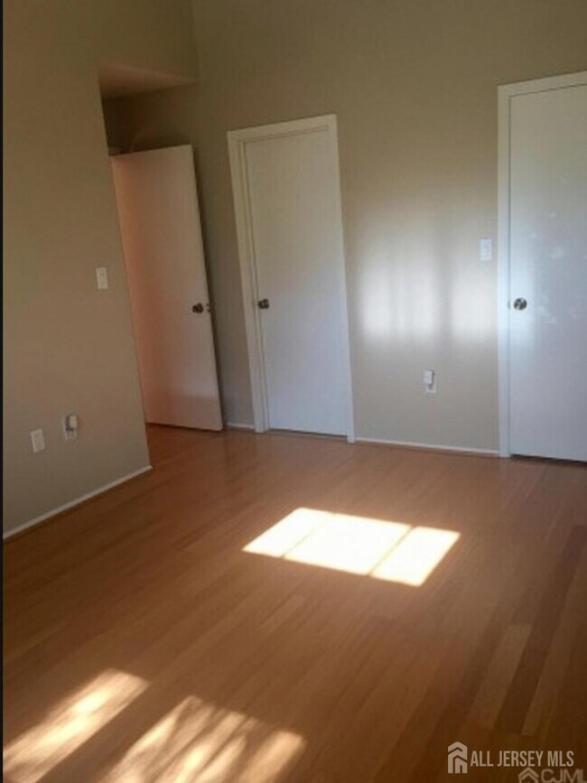 Building Photo - 3081 Cypress Ct