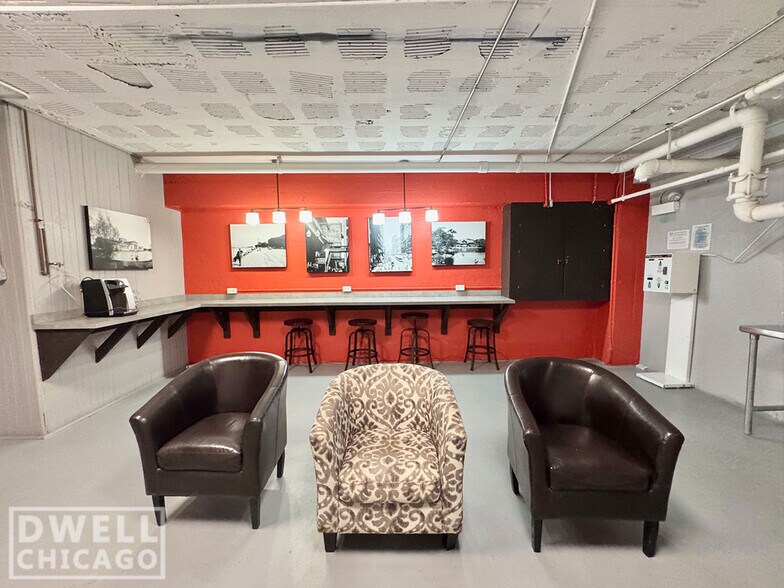 Building Photo - 2325 N Commonwealth Ave