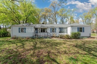 Building Photo - 7800 Schelhorn Rd