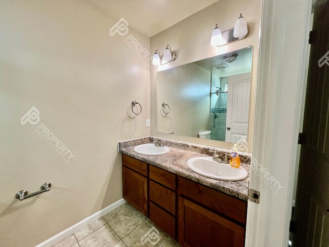 Building Photo - Beautiful 3 Bedroom Home in Silt