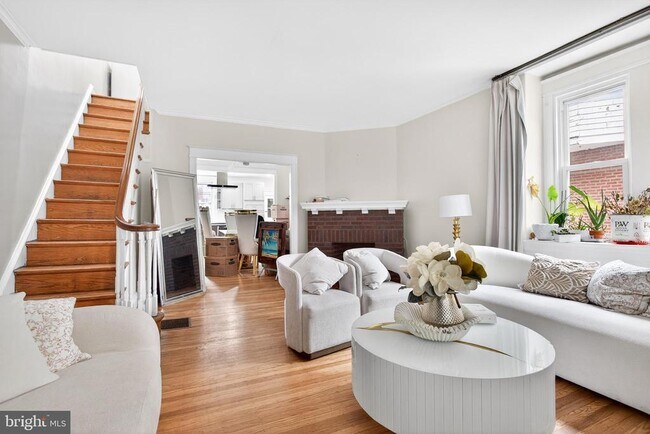 Building Photo - 1120 Haworth St