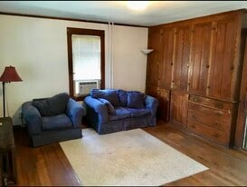 Building Photo - 1049 Danby Rd