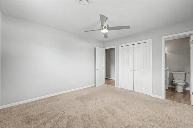 Building Photo - 1404 W Pine St