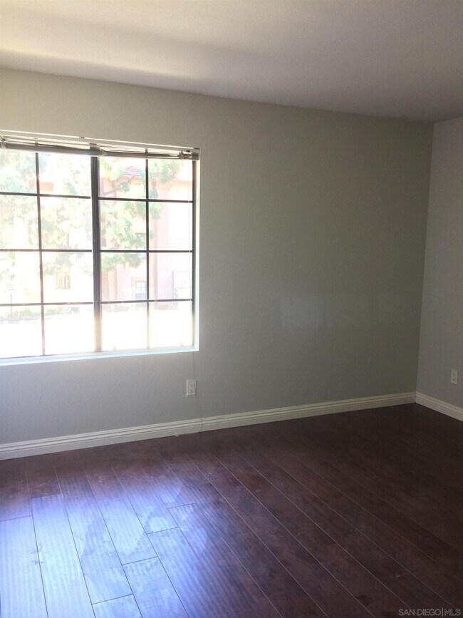 Building Photo - 12047 Alta Carmel Ct