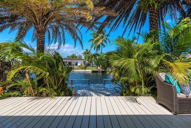 Building Photo - Northeast 16th Street, Fort Lauderdale, FL 33304 - 3 BR 3 BA single-family home