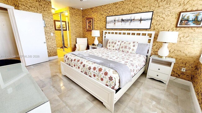 Building Photo - 888 Intracoastal Dr