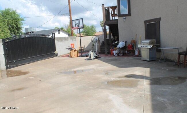Building Photo - 4828 W Encanto Blvd