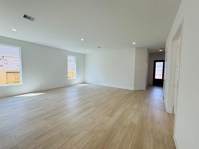 Building Photo - 4227 Eagle Pass Dr