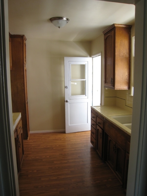 Kitchen 2 - Magnolia Apartments