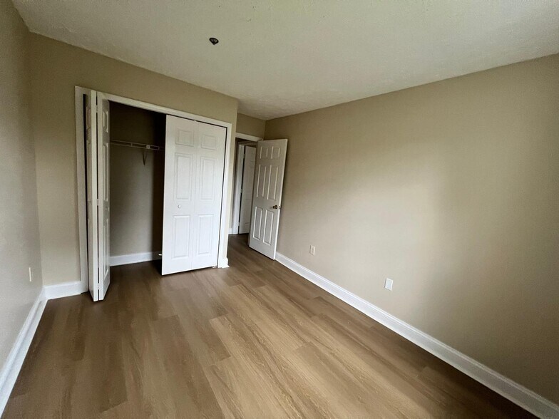 Building Photo - 5810 Springfish Pl
