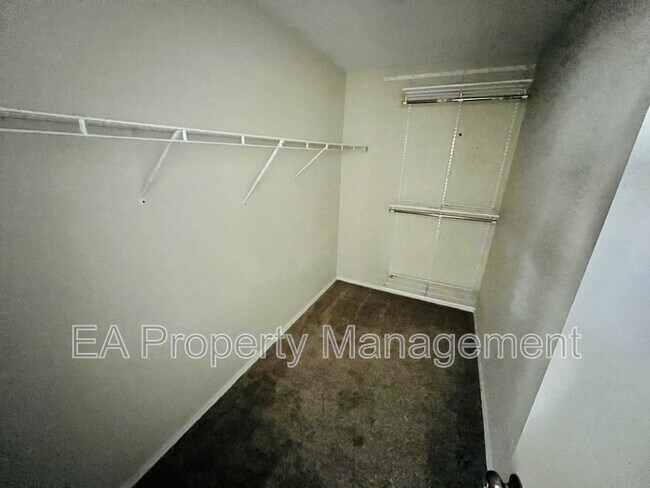 Building Photo - 4257 Altura Mesa Ln NE
