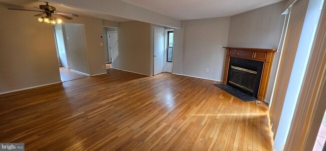 Building Photo - 5870 Chipwood Ct