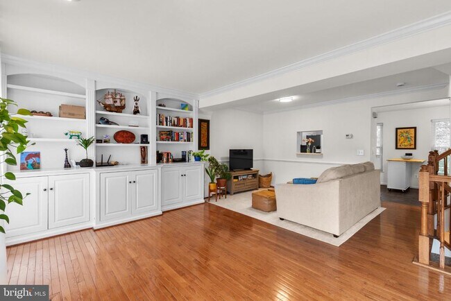 Building Photo - 1335 Argall Pl