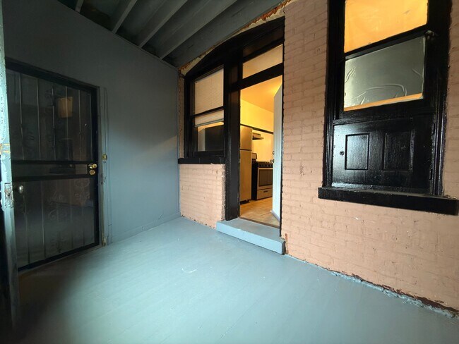 Building Photo - 7744 S Jeffery Blvd