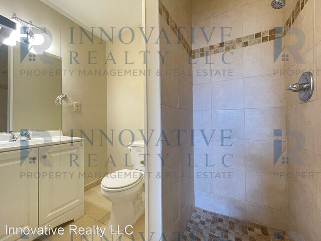 Building Photo - 4 br, 3 bath House - 4538 Canna Drive