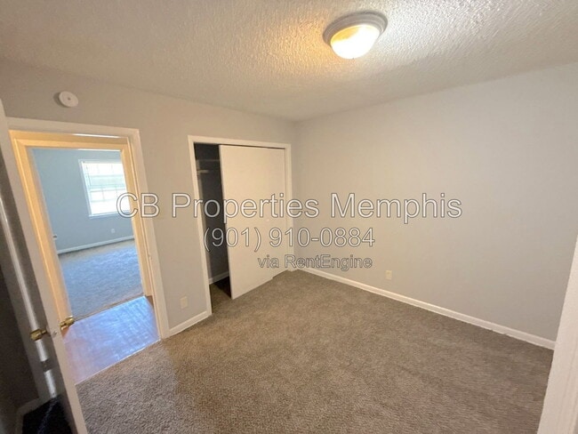 Building Photo - 4580 Cottonwood Rd