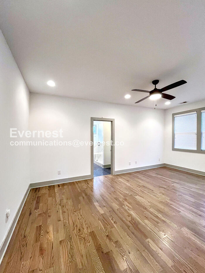 Building Photo - 915B Caruthers Ave