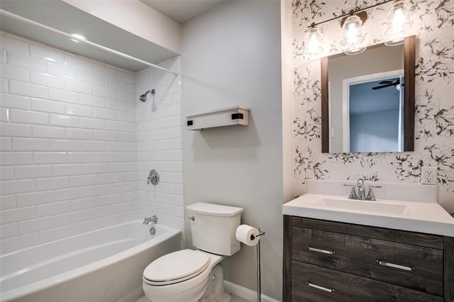 Building Photo - 2012 Custer Pkwy