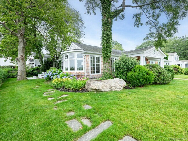 Building Photo - 21 Secor Dr