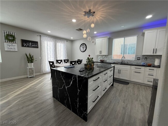 Building Photo - 3343 Tara Leigh Ave