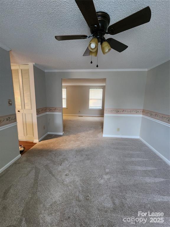 Building Photo - 10913 Magenta Ln