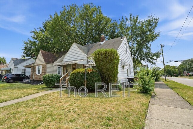 Building Photo - 20200 McCormick St