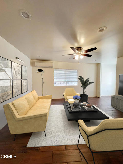 Primary Photo - 4406 Toland Way