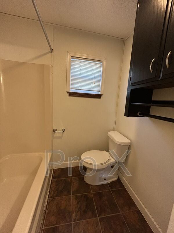 Building Photo - 410 N Rouse St