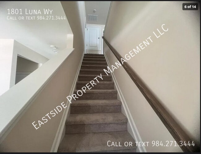 Building Photo - 1801 Luna Wy