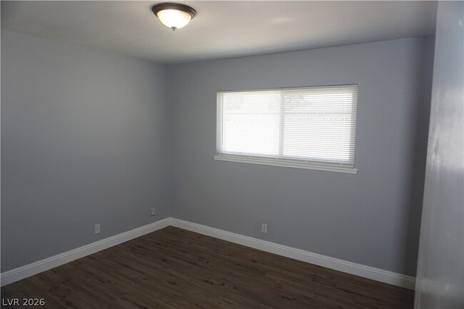Building Photo - 7400 Alta Dr