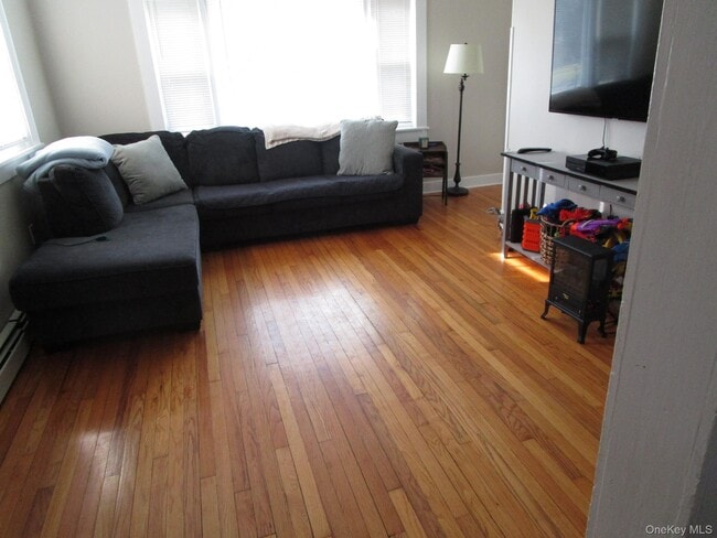 Building Photo - 114 NY-284