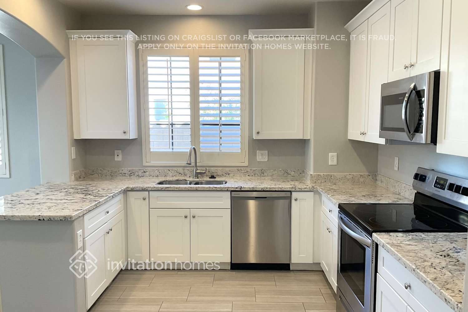 Building Photo - 2388 W Dusty Wren Dr