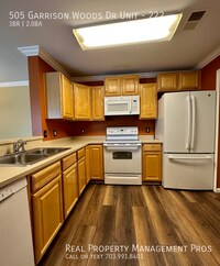 Building Photo - 505 Garrison Woods Dr