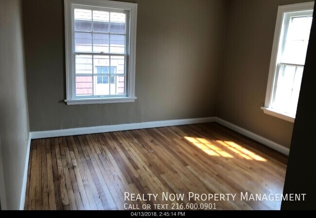 Building Photo - 18220 Winslow Rd