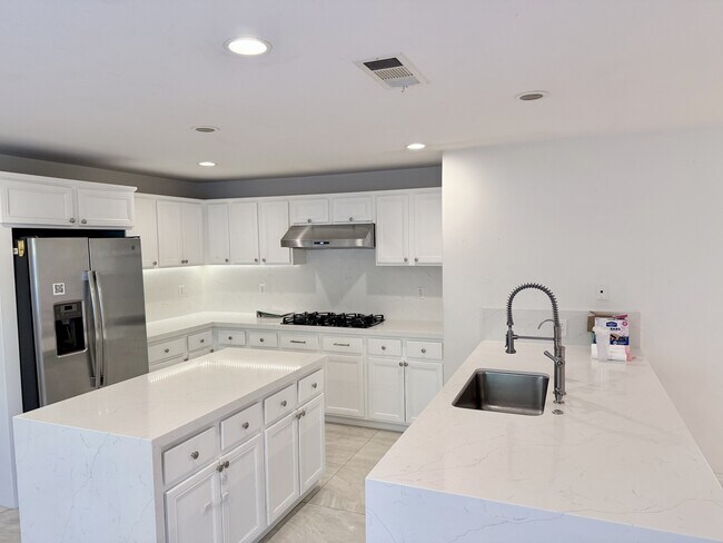 Building Photo - 11226 Evergreen Loop