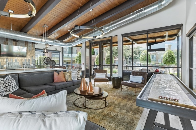 Interior Photo - Lantower Legacy Lakes