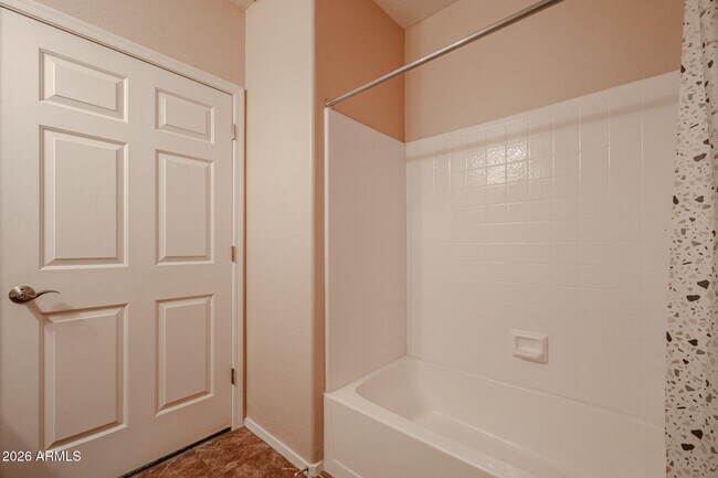 Building Photo - 14575 W Mountain View Blvd