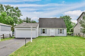 Building Photo - 1488 Red Leaf Ln