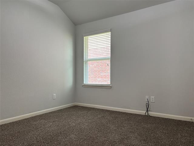 Building Photo - 9220 Hawthorne Dr