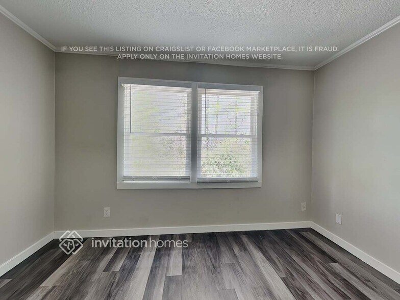 Building Photo - 3600 Barcelona Ave