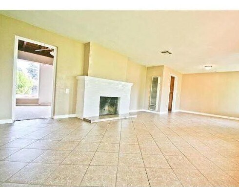 Building Photo - 2517 Rancho Dr