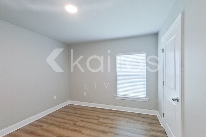 Building Photo - 22862 Monterey Ave