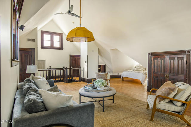 Building Photo - 851 Lyndon St