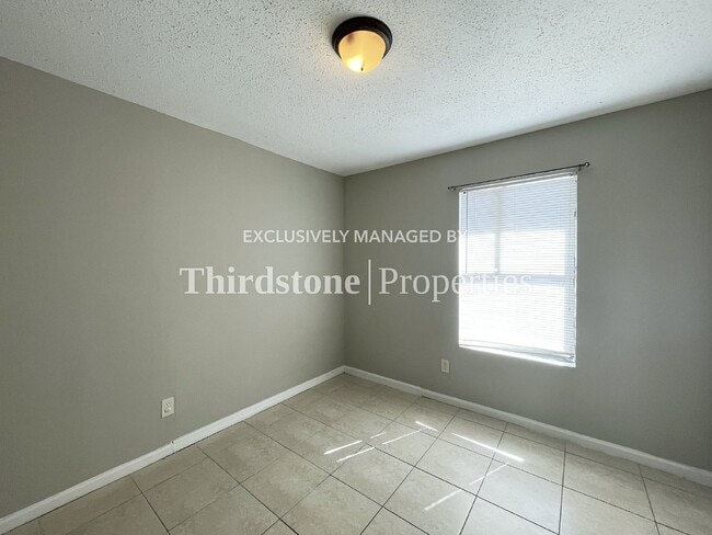 Building Photo - 5128 Indian Lakes Ct