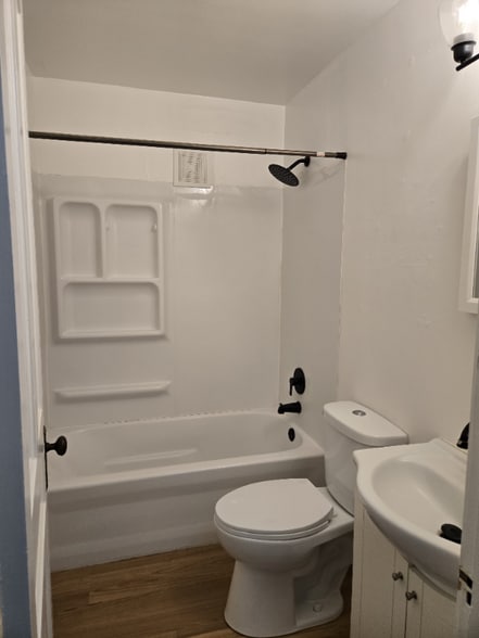 Building Photo - 1105 Wheeler St