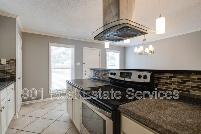 Building Photo - 2106 Harbert Ave